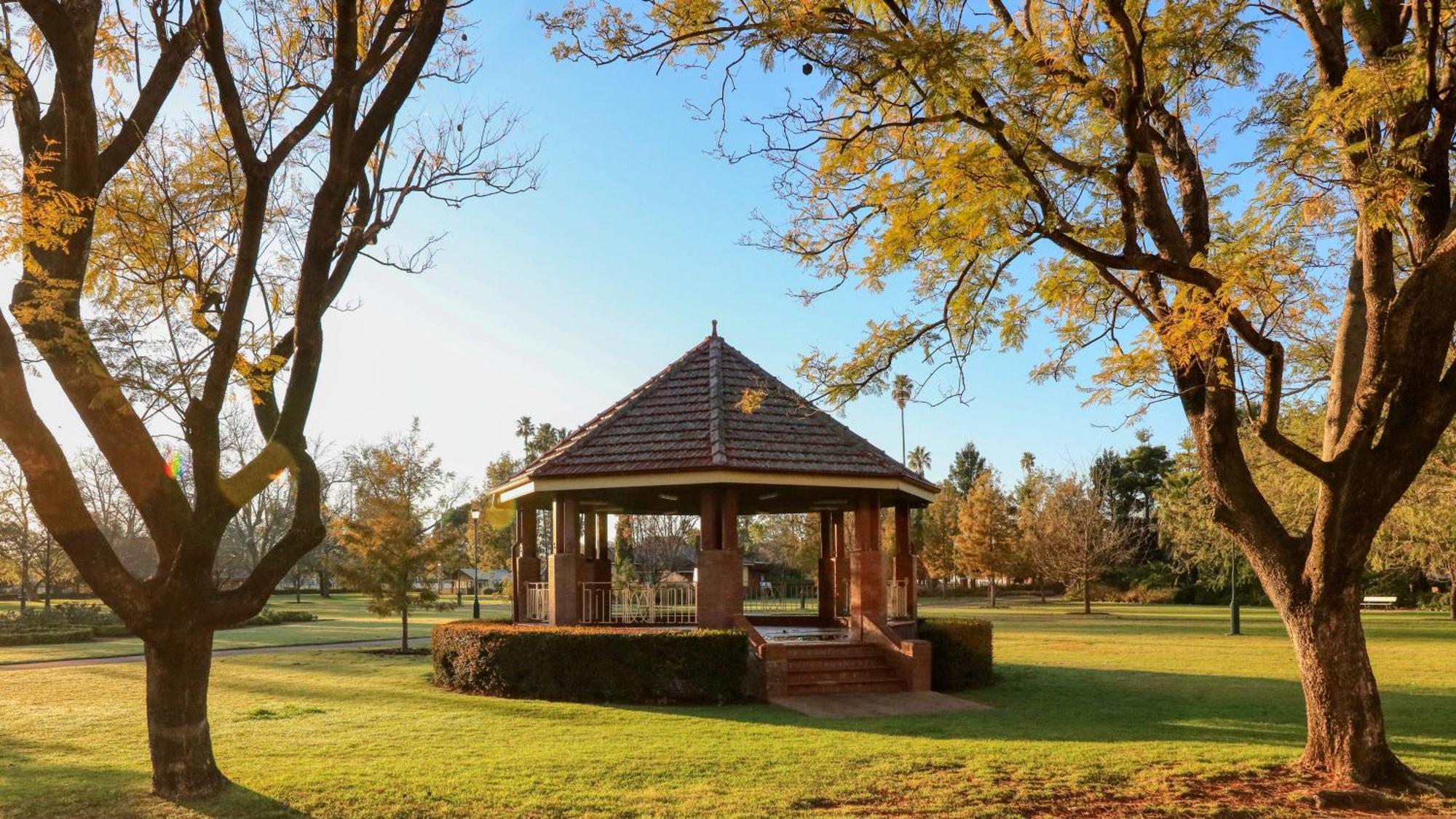 Blue Diamond Motor Inn Dubbo Bagian luar foto