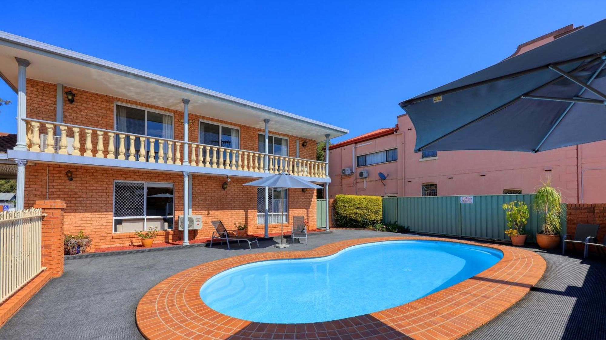 Blue Diamond Motor Inn Dubbo Bagian luar foto
