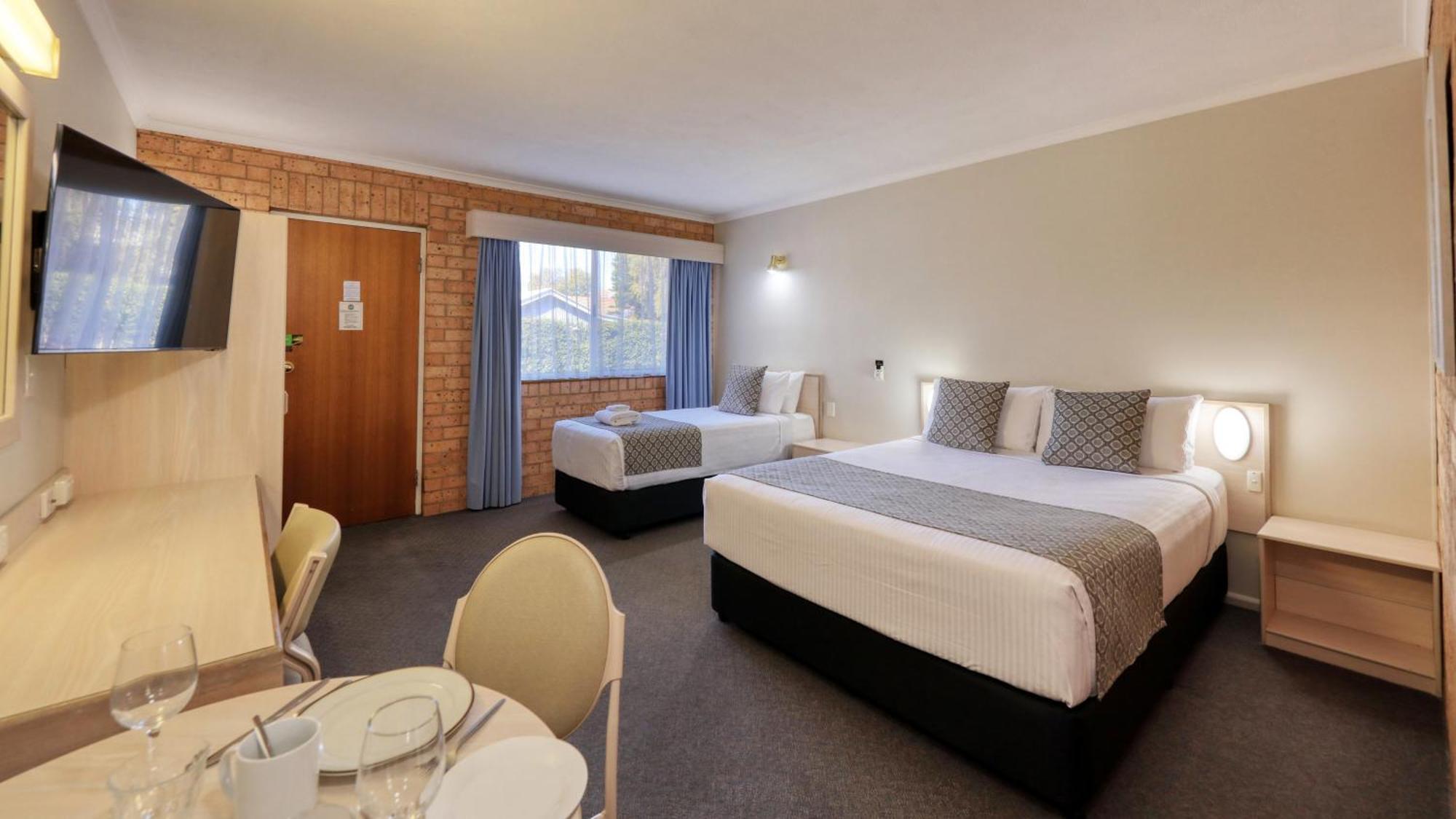 Blue Diamond Motor Inn Dubbo Bagian luar foto