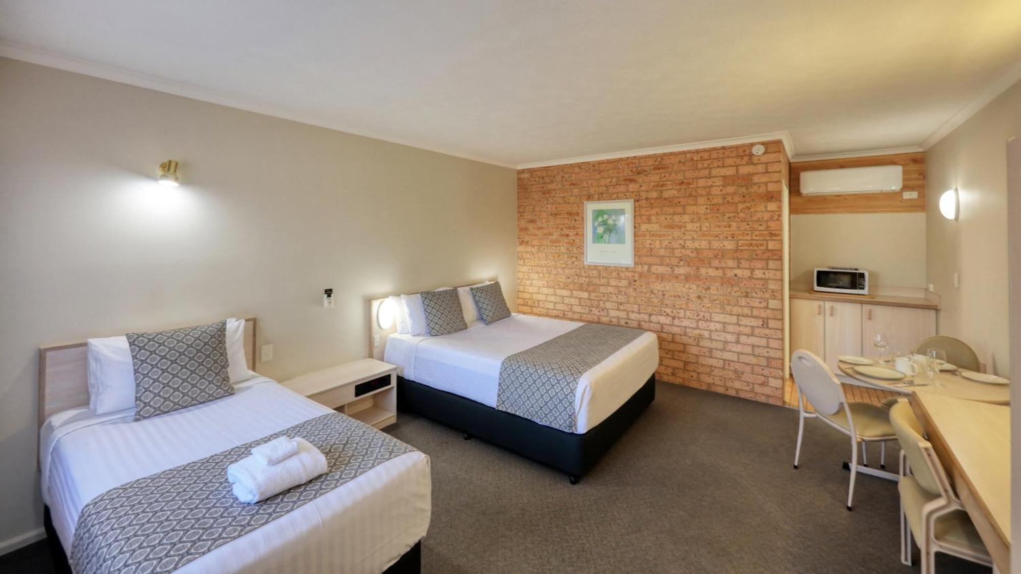 Blue Diamond Motor Inn Dubbo Bagian luar foto