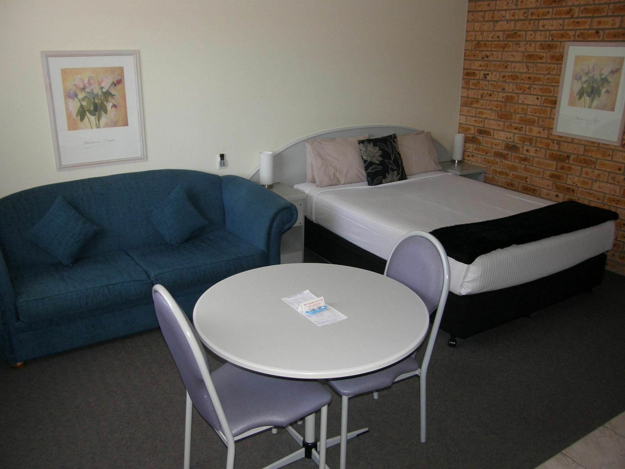 Blue Diamond Motor Inn Dubbo Bagian luar foto